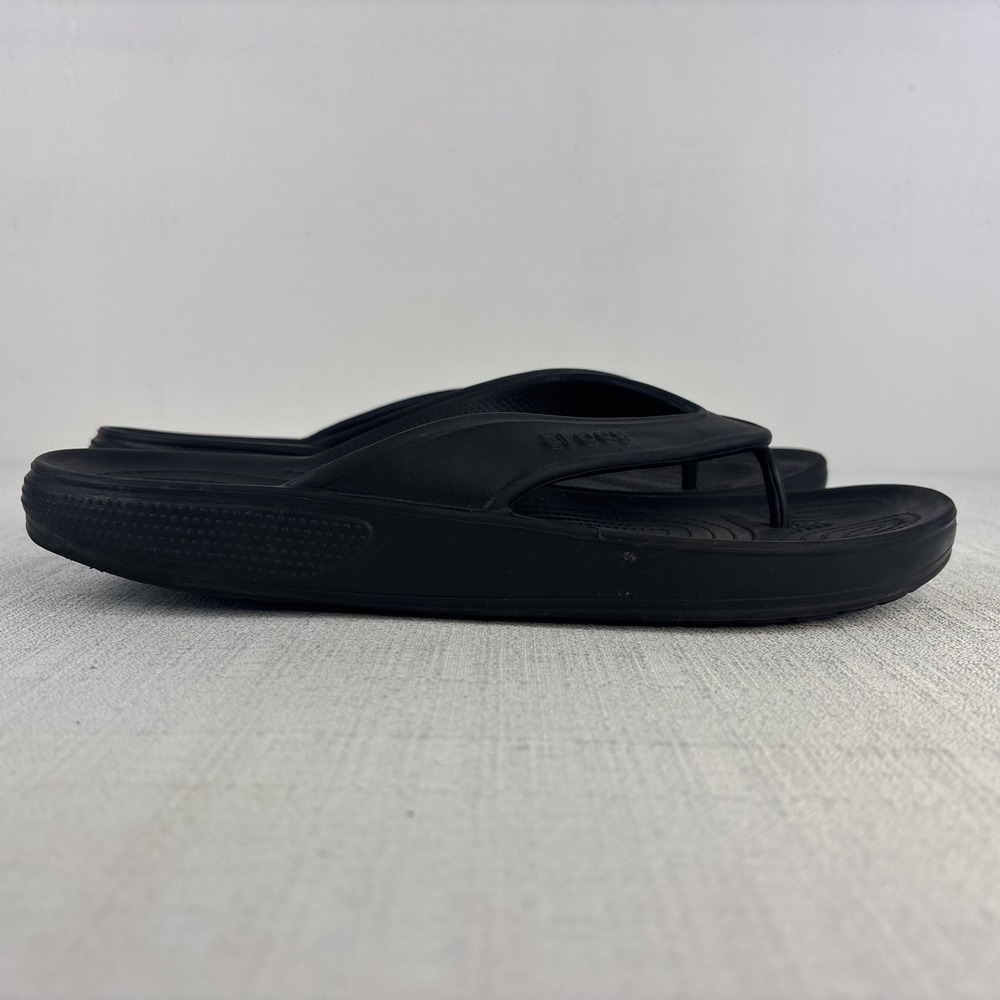 Iconic Crocs Black Men's‎ Size 12 Comfort Thong Sandals Flip Flops - Picture 7 of 11